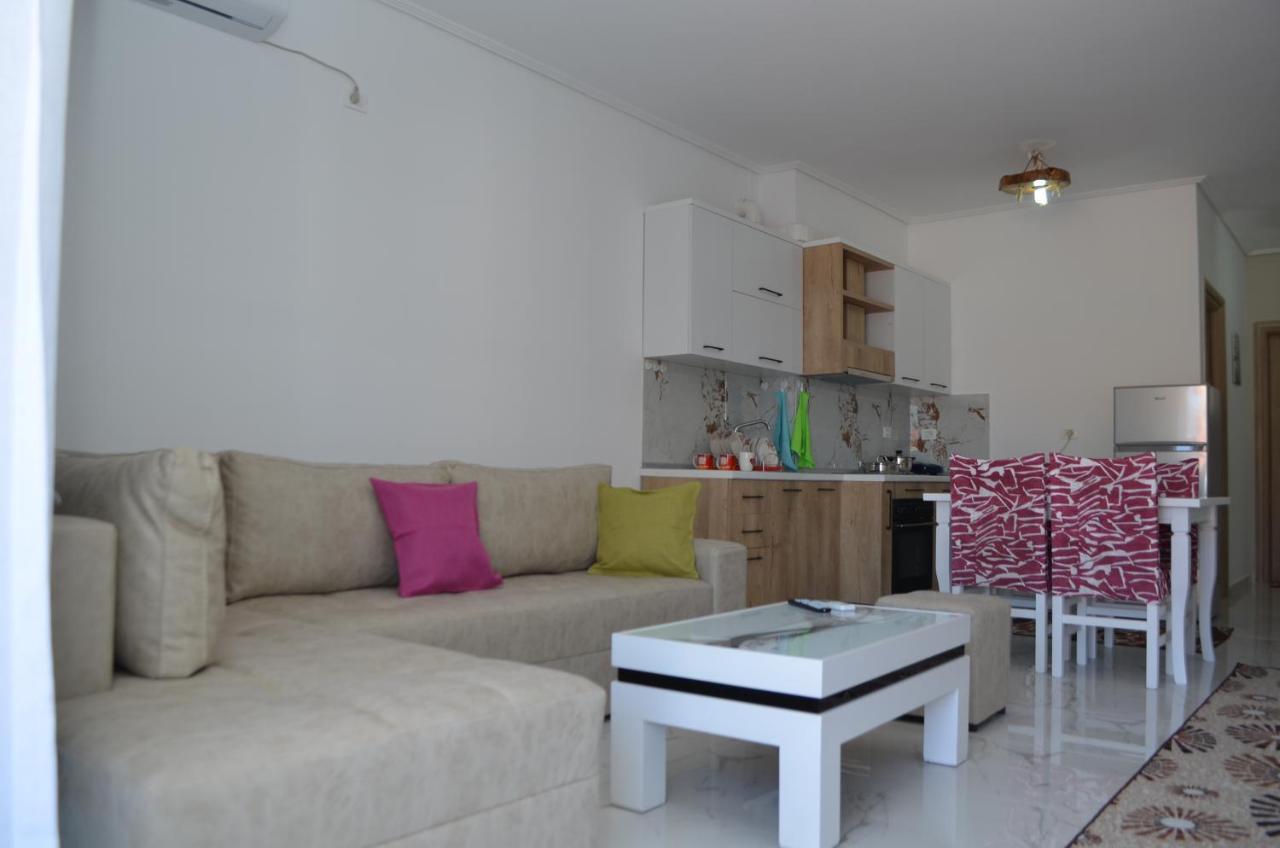Akil Apartments Sarande Bagian luar foto