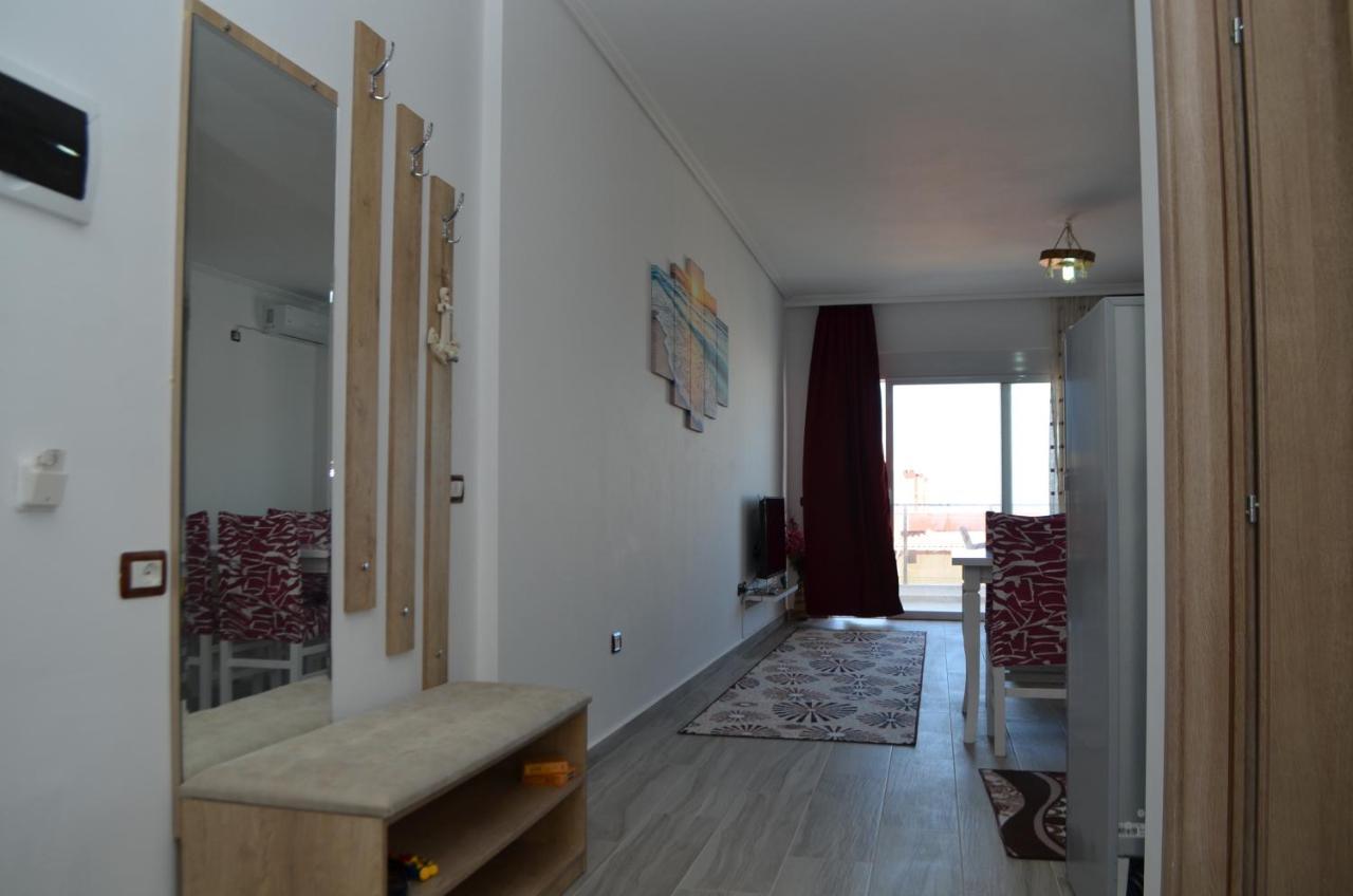 Akil Apartments Sarande Bagian luar foto