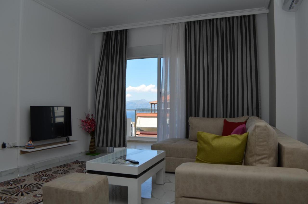 Akil Apartments Sarande Bagian luar foto