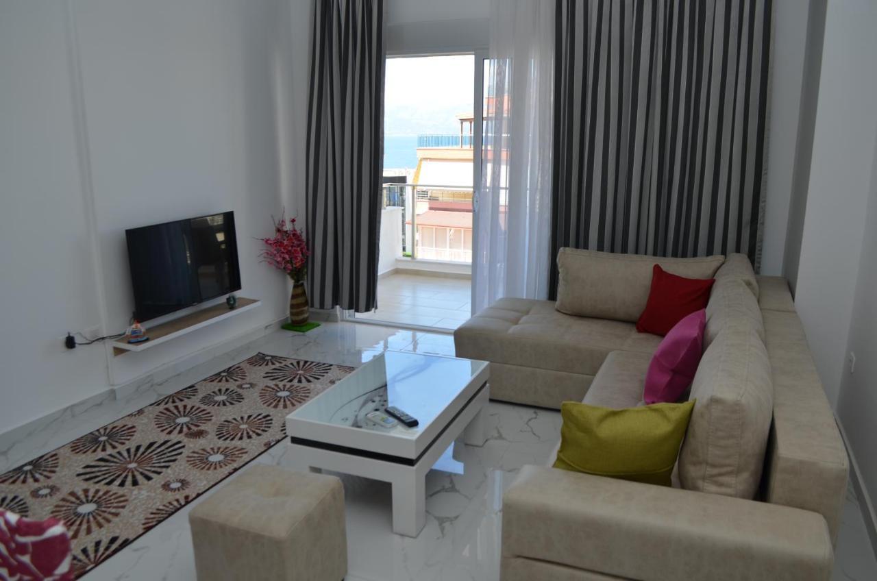 Akil Apartments Sarande Bagian luar foto