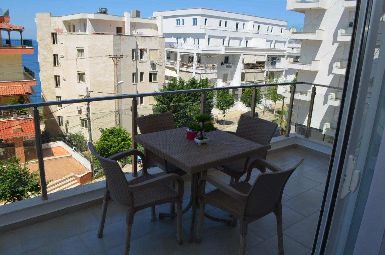 Akil Apartments Sarande Bagian luar foto